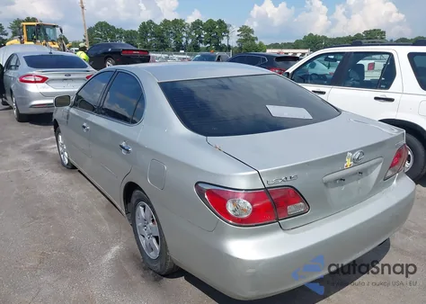 2002 Lexus Es 300 z USA, uszkodzony, nr VIN JTHBF30G525028273